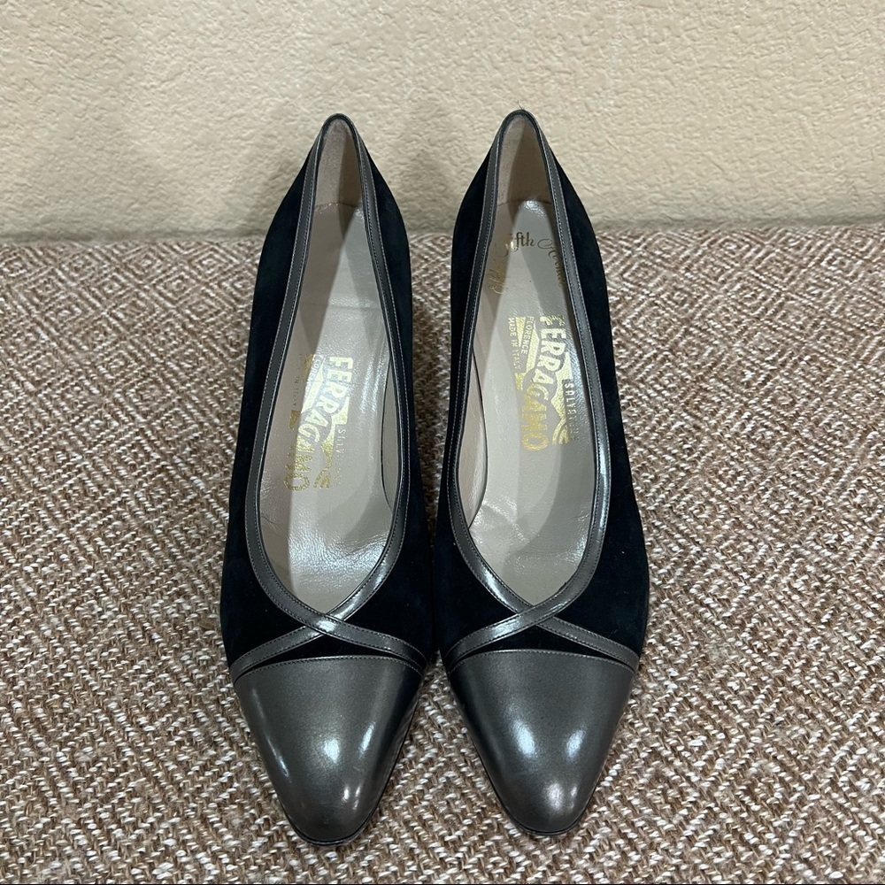 Salvatore Ferragamo Black Suede Textured Metallic Toe Kitten Heel Sz 10A Career - Picture 6 of 11
